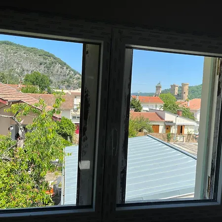 Au Dessus Du Chateau * Foix